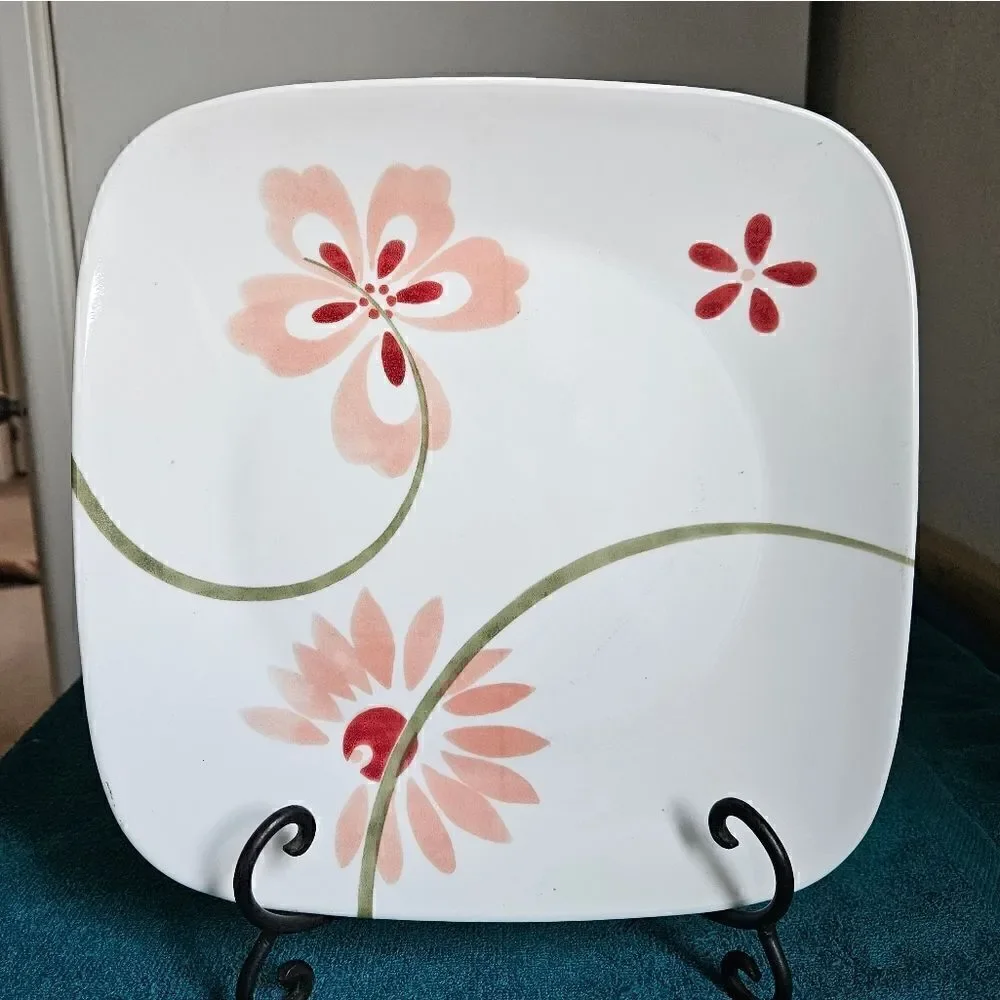 Corelle 1 pc dinner plate in pretty pink discontinued